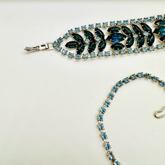 Vintage Blue Rhinestone Bracelet Set - Picture 9 of 15